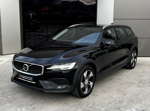 Volvo V60 Cross Country Plus D4 AWD AT8