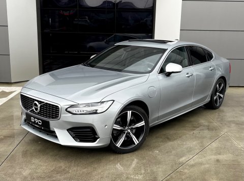 Volvo S90 T8 TWIN ENGINE eAWD AT8 R-DESIGN