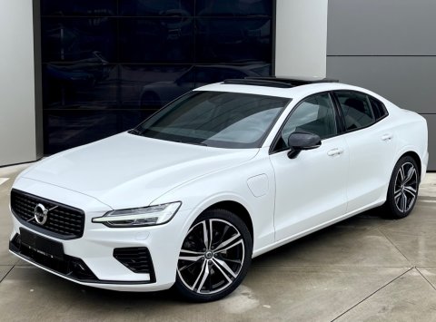 Volvo S60 T8 RECHARGE eAWD AT8 R-DESIGN