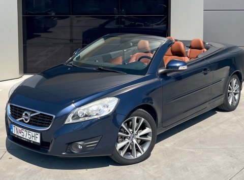 Volvo C70 T5 MOMENTUM