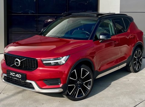 Volvo XC40 D4 AWD AT8 R-DESIGN