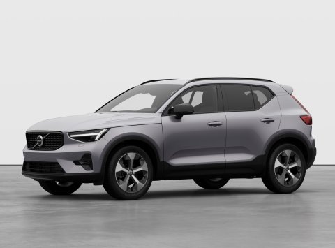 Volvo XC40 B3 AT7 PLUS DARK