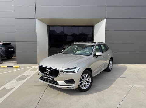Volvo XC60 B4 AWD AT8 MOMENTUM PRO