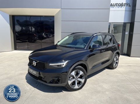 Volvo XC40 B4 AT7 PLUS DARK
