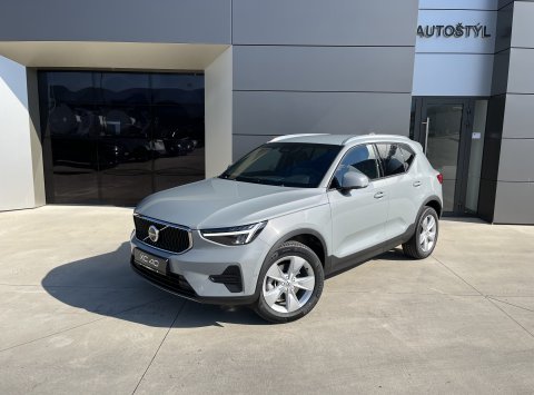 Volvo XC40 B3 AT7 CORE