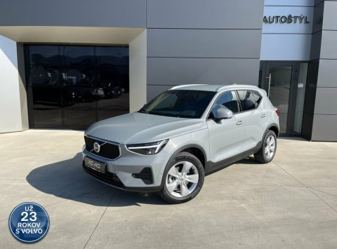 Volvo XC40 B3 AT7 CORE