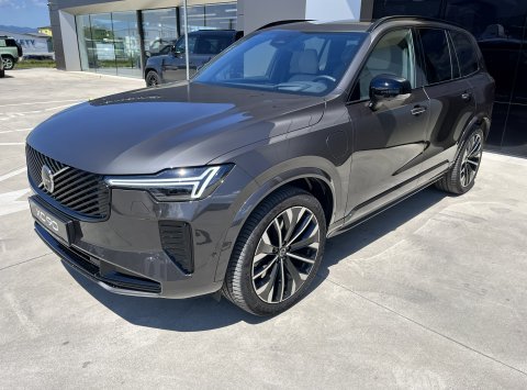 Volvo XC90 T8 eAWD PLUS DARK