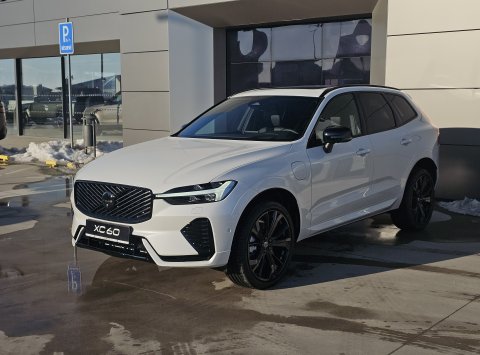 Volvo XC60 T8 AWD BLACK EDITION ULTRA