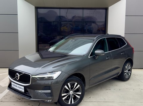 Volvo XC60 B4 (D) FWD AT8 Momentum Pro