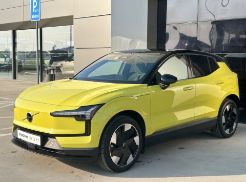 Volvo EX30 TWIN MOTOR PERFORMANCE ULTRA