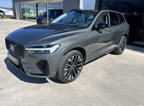 Volvo XC60 T8 AWD ULTRA DARK