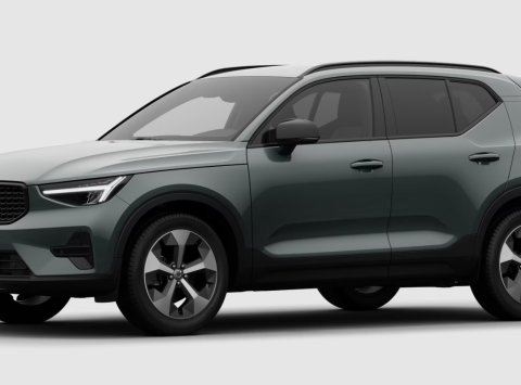 Volvo XC40 B3 AT7 PLUS DARK