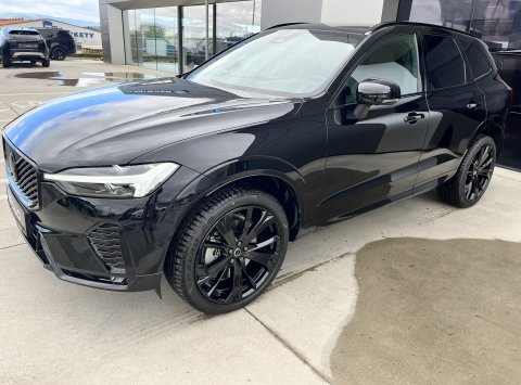 Volvo XC60 Black Edition B5 AWD PLUS