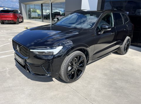 Volvo XC60 Black Edition B5 AWD PLUS