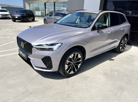 Volvo XC60 T8 AWD PLUS DARK